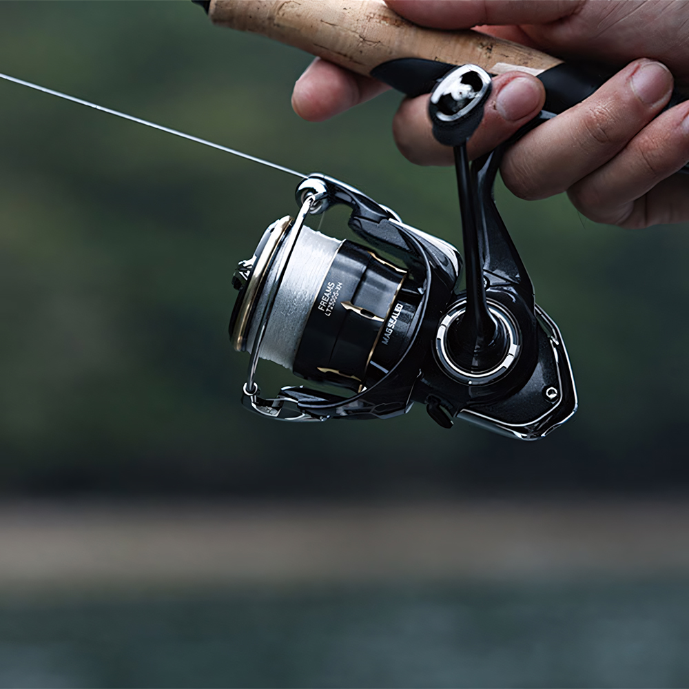 2026 DAIWA FREAMS Spinhengel M - Abu Garcia Reel Revo recensie en prijs